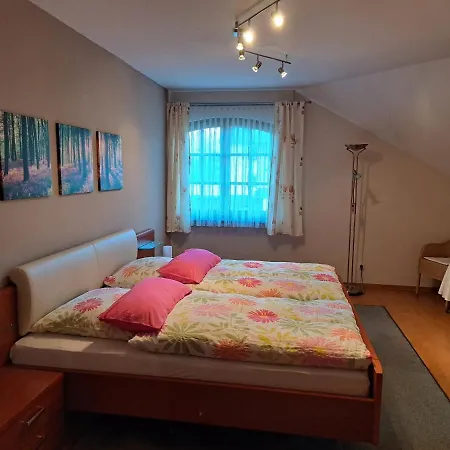 Privatunterkunft Birgit Pazen *